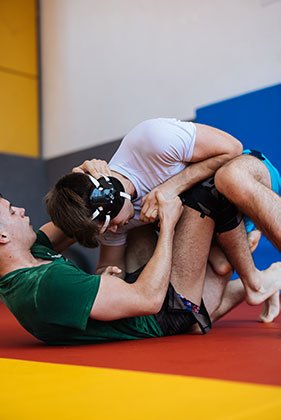 Submission wrestling and grappling